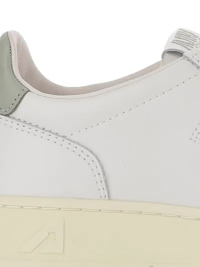 Autry Medalist Perforated Sneakers In Neutral
