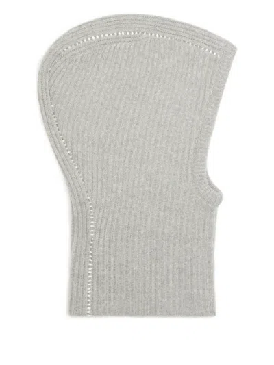 Mm6 Maison Margiela Ribbed Balaclava In Gray