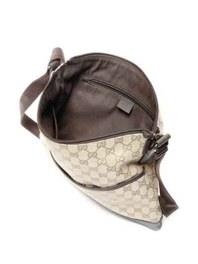 Pre-owned Gucci 2000-2015 Gg Canvas Shoulder Bag In Neutral
