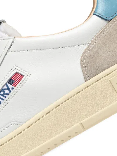 Autry Medialist Low Leather Sneakers Contrast Heel In Neutral