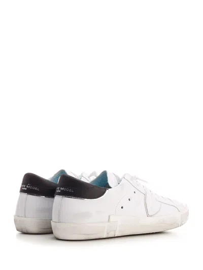 Philippe Model Distressed Effect Low-top Sneakers In White