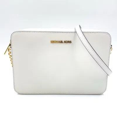 Michael Kors Jet Set Leather Crossbody Bag In White