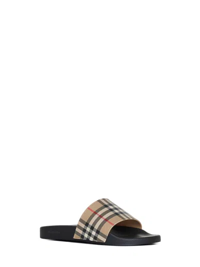 Burberry Men Beige Vintage Check Print Slides Man In Black