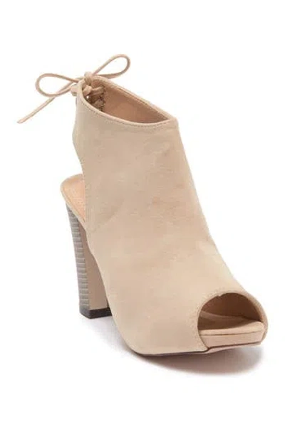 Chase & Chloe Chase And Chloe Marcy Cutout Bootie In Neutral