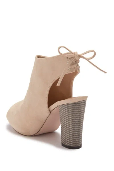 Chase & Chloe Chase And Chloe Marcy Cutout Bootie In Neutral