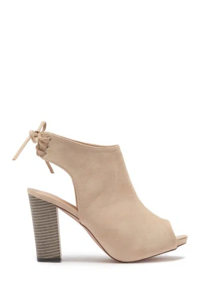 Chase & Chloe Chase And Chloe Marcy Cutout Bootie In Neutral