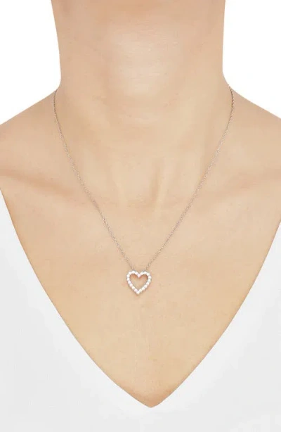 Frankie & Zoe 10k White Gold Lab Grown Diamond Open Heart Pendant Necklace In Silver