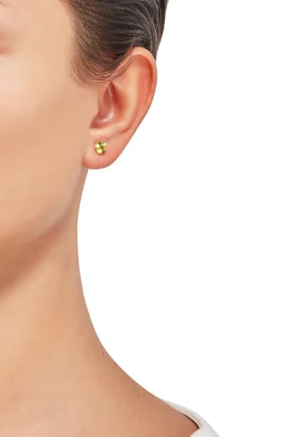 Frankie & Zoe Peridot Solitaire Stud Earrings In Gold