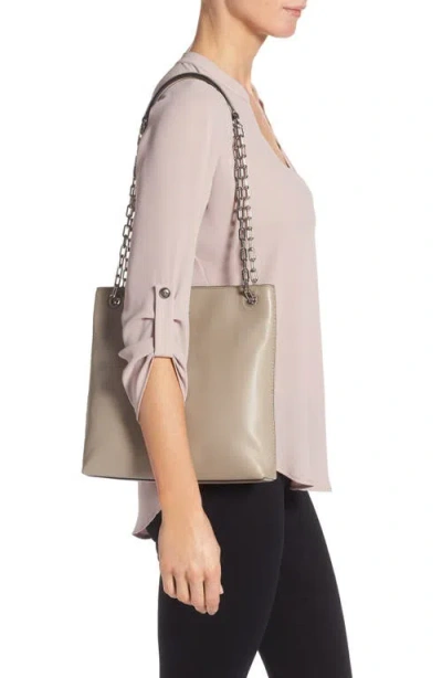 Tory Burch Frida Swingpack Leather Crossbody Bag In Gray