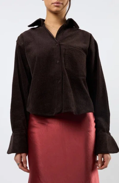 Viens Avec Moi The Odyssey Crop Corduroy Shirt In Brown