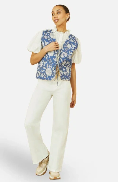 Yumi Floral Reversible Quilted Vest Jacket In Blue