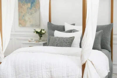 Elisabeth York Odine Dove Queen Bed Quilt In White