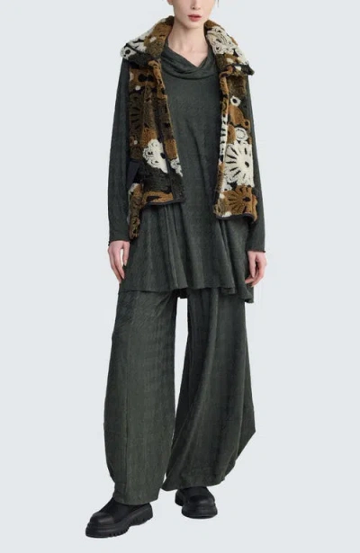 Luukaa Eira Textured Vest In Brown