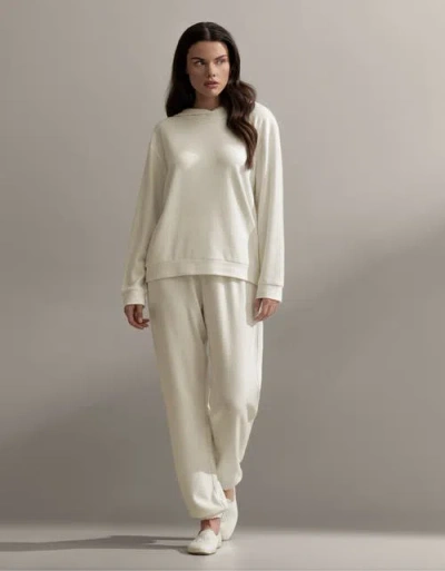 Togas Home Suit In White