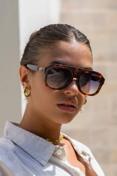 Freyrs Eyewear Voyager Oversized Aviator Sunglasses In Brown