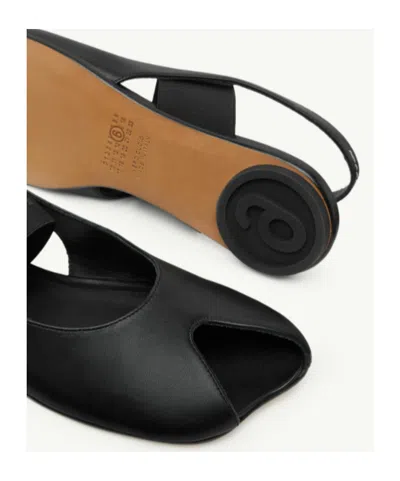 Mm6 Maison Margiela Logo Detailed Open-toe Slingback Sandals In Black