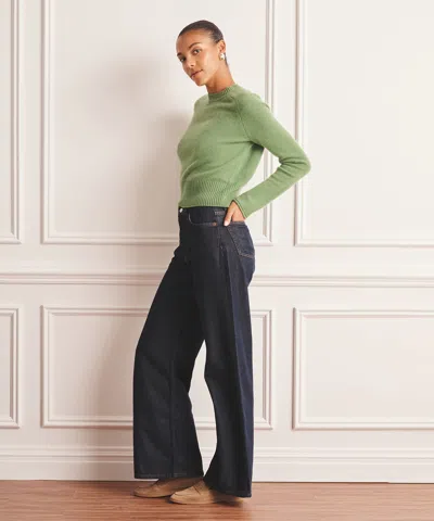 Naadam Luxe Cashmere Saddle Crewneck Sweater In Green