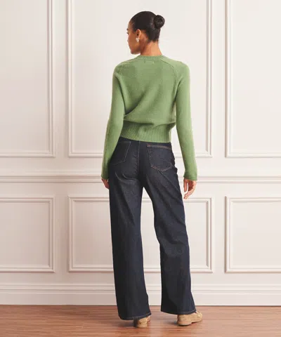 Naadam Luxe Cashmere Saddle Crewneck Sweater In Green