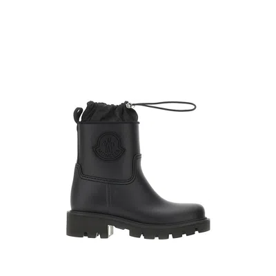 Moncler Drawstring Embosssed-logo Rain Boots In Black