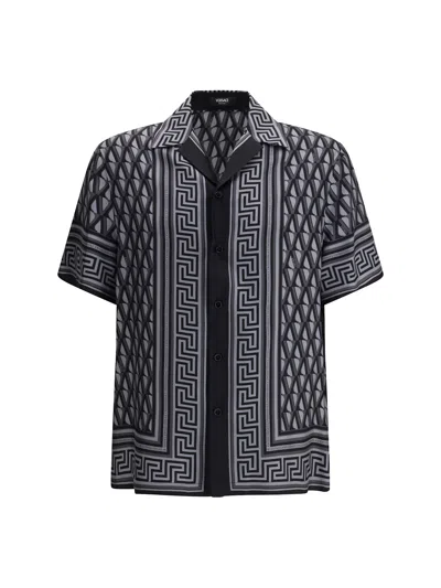 Versace Pattern-printed Short-sleeved Shirt In Multi