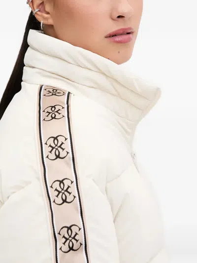 Guess Usa Patterned-trim Puffer Jacket In White