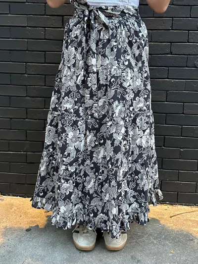 Love The Label Wanda Skirt In Multi