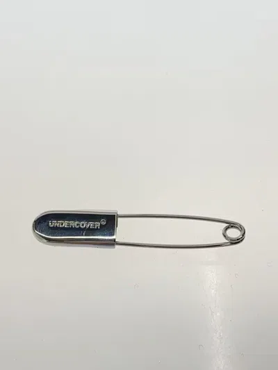 Pre-owned Undercover Aw25 Logo Safety Pin Pendant In Silver
