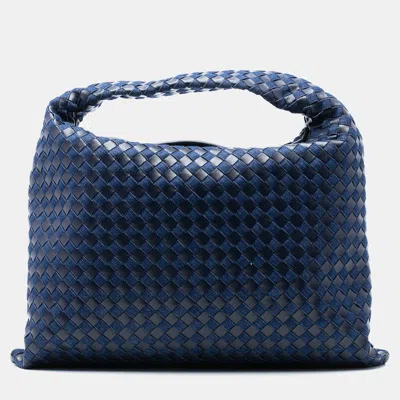 Pre-owned Bottega Veneta Blue Large Calfskin And Denim Intrecciato Hop Hobo