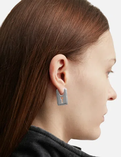 Avgvst X Inès Mélia Keyhole Earring In Metallic