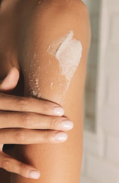 Kai Body Polish In Transparent