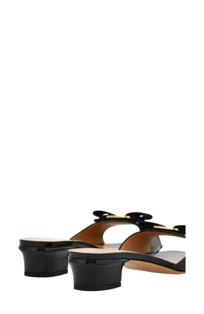 Ferragamo Vanilla Patent Leather Bow Mules In Brown