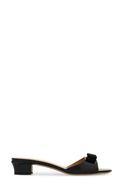 Ferragamo Vanilla Patent Leather Bow Mules In Brown