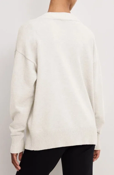 Good American Oversize V-neck Sweater In White