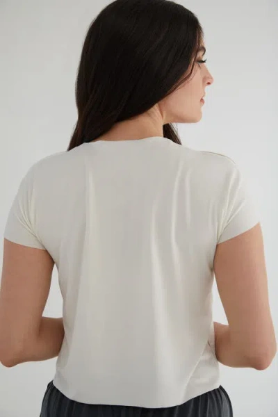 Kada The Cupro Infinity Tee Crop In White