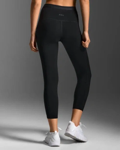 2xu Form Stash Hi-rise Compression 7/8 Leggings In White