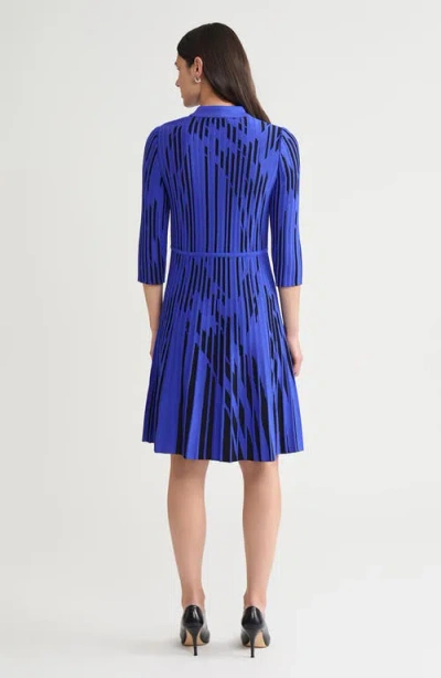 Ming Wang Dual-toned Soft Knit Dress In Blue