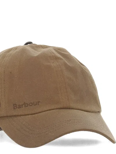 同色系LOGO棒球帽