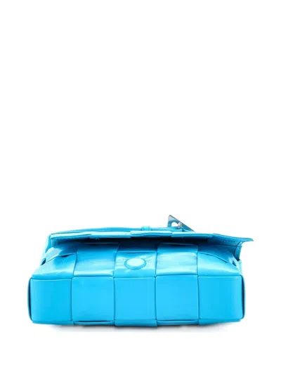 Pre-owned Bottega Veneta Cassette Maxi Intrecciato Leather Small Crossbody Bag In Blue