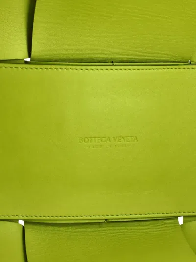 Pre-owned Bottega Veneta Arco Maxi Intrecciato Leather Medium Tote Bag In Black