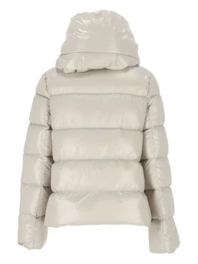 Emma E Gaia Hooded Puffer Jacket In White