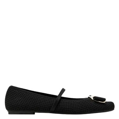 Ferragamo Logo-plaque Satin Ballerina Shoes In Black