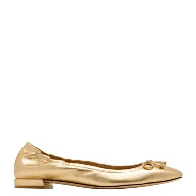 Stuart Weitzman Bria Ballet Flats In Gold