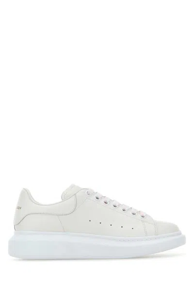 Alexander Mcqueen White Leather Sneakers In White