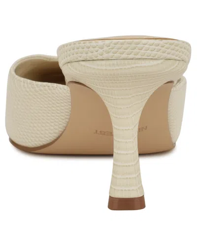 Nine West Camenla Mule In Neutral