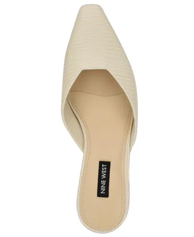 Nine West Camenla Mule In Neutral