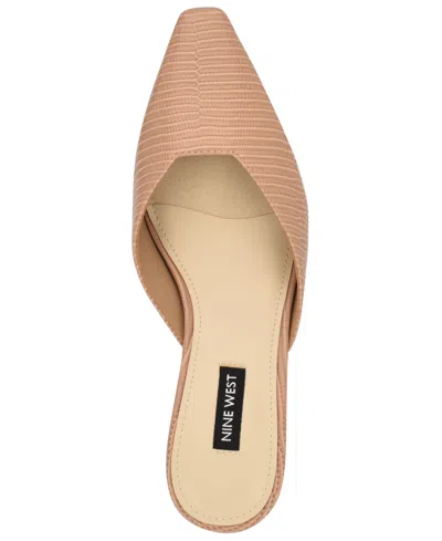 Nine West Camenla Mule In Brown