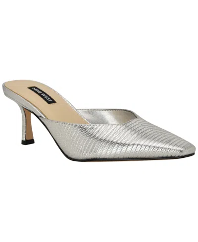 Nine West Camenla Mule In Silver