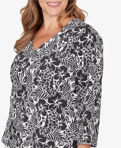 Hearts Of Palm Plus Size Printed Stretch Jersey V-neck Top In Black