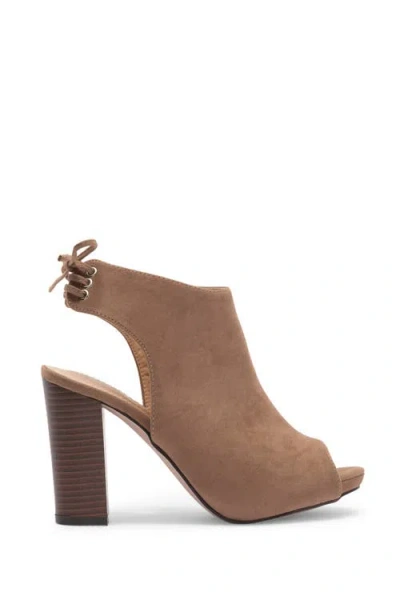 Chase & Chloe Chase And Chloe Marcy Cutout Bootie In Brown