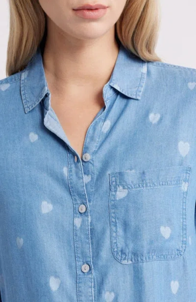 Beachlunchlounge Cassie Chambray Button-up Shirt In Blue